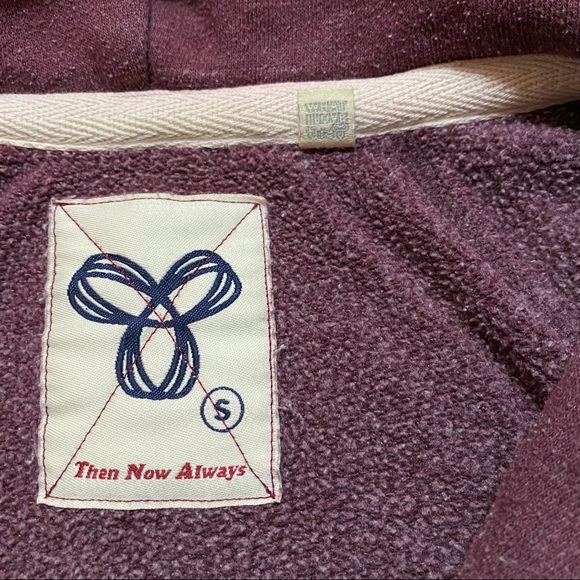 Classic TNA Zip-Up Hoodie, in a Rich Burgundy Color. - Picture 11 of 16